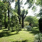 Bed & Breakfast D'hotes Les Douves