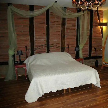 Bed & Breakfast D'hotes Les Douves 3*