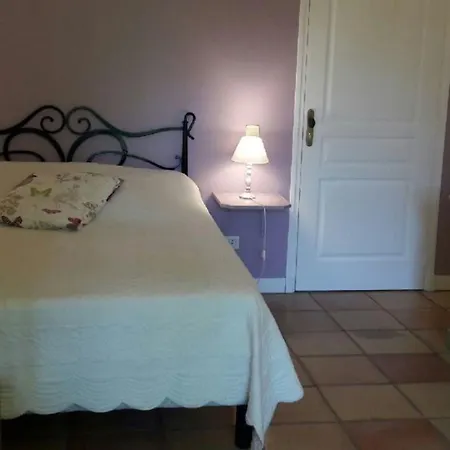 D'hotes Les Douves
