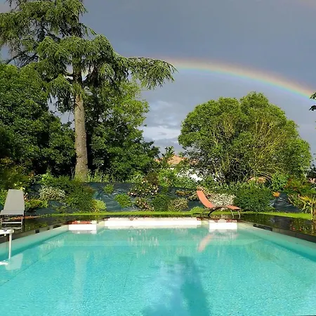 Bed & Breakfast D'hotes Les Douves 3*