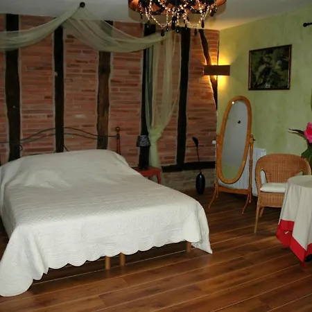 D'hotes Les Douves Bed & Breakfast Saint-Thomas (Haute-Garonne)